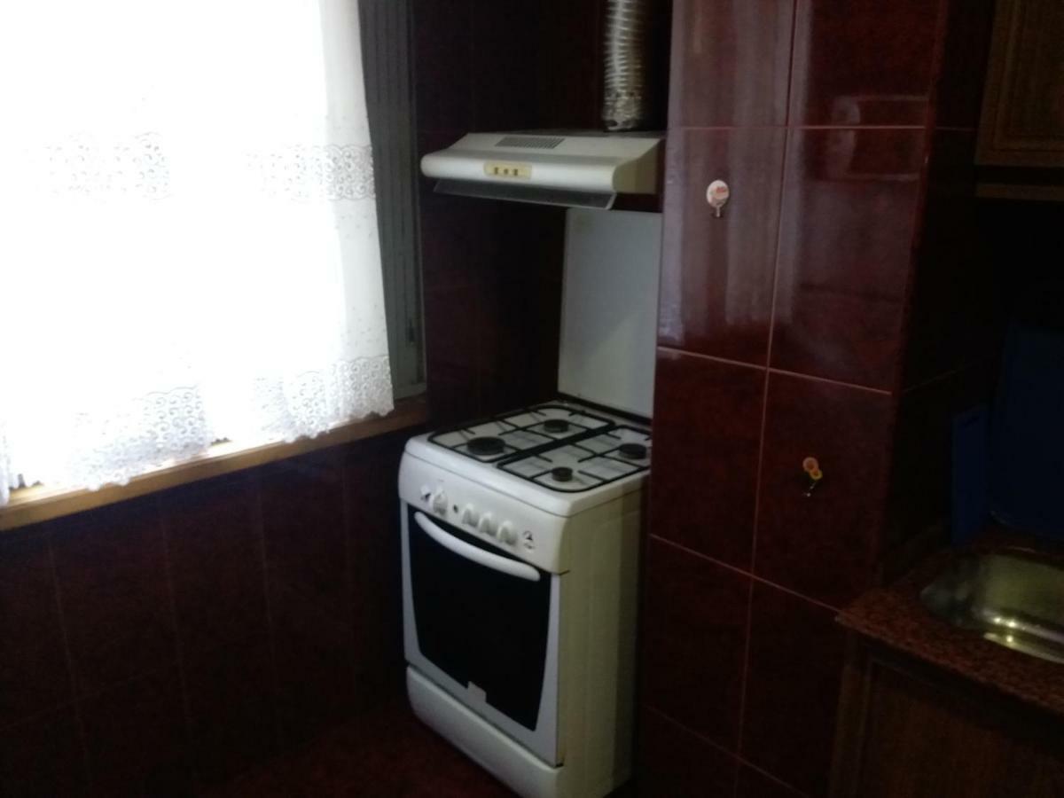 Intercity Hostel バトゥーミ エクステリア 写真